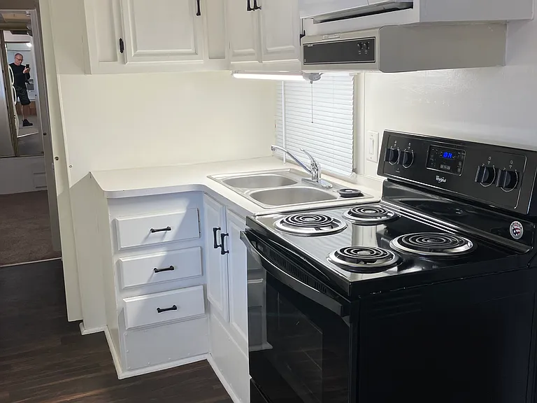 24 W Rio Colorado Dr #8 — Photo 5