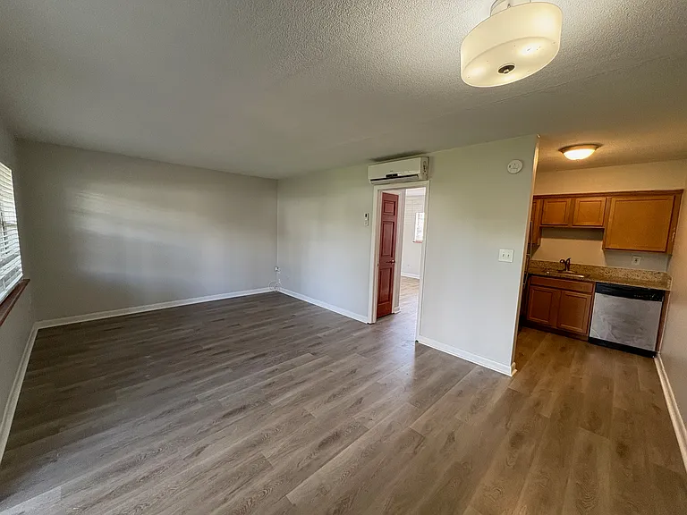 3112 W Horatio St #40 — Photo 3