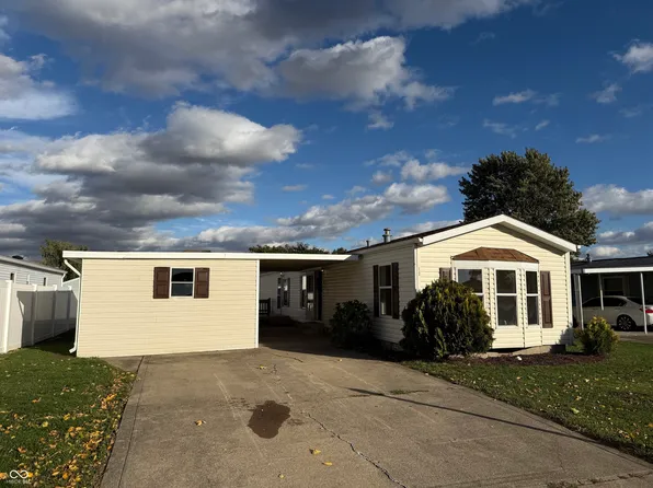 3185 Westpointe Dr, Franklin, IN 46131