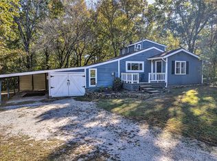 720 N Fox Hunter Rd, Fayetteville, AR 72701