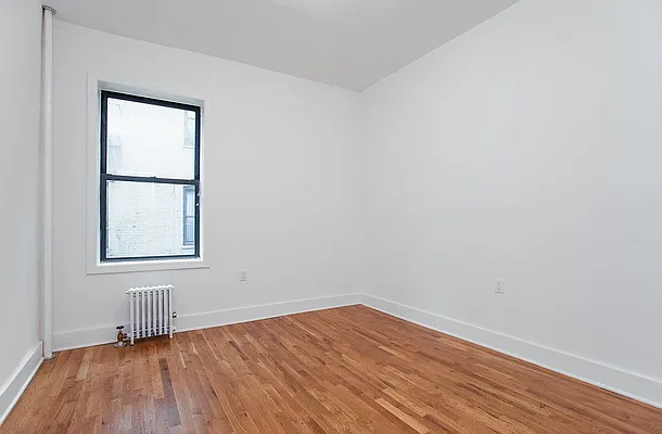 Rented by OGI Management | media 18