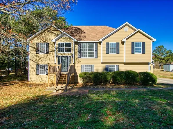 4072 Peachtree Farms Rd, Rex, GA 30273