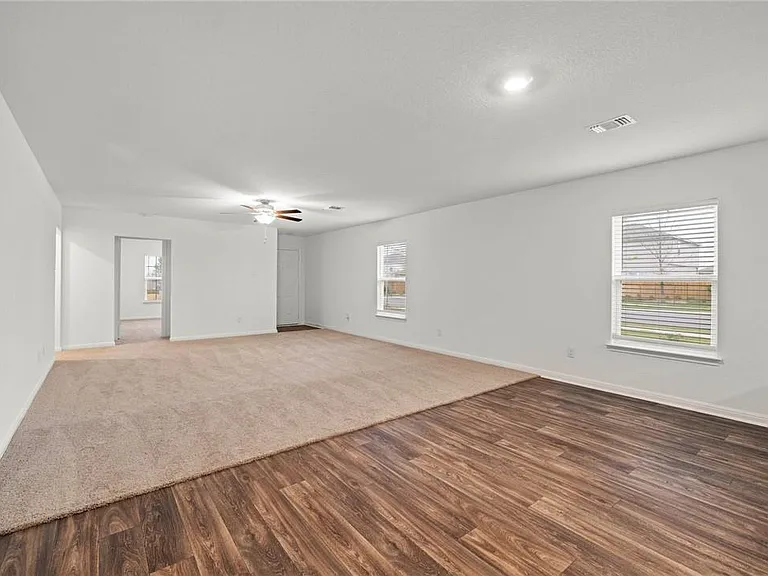 101 Fairfax Ln — Photo 11