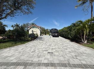 4670 Southern Breeze DR, NAPLES, FL 34114