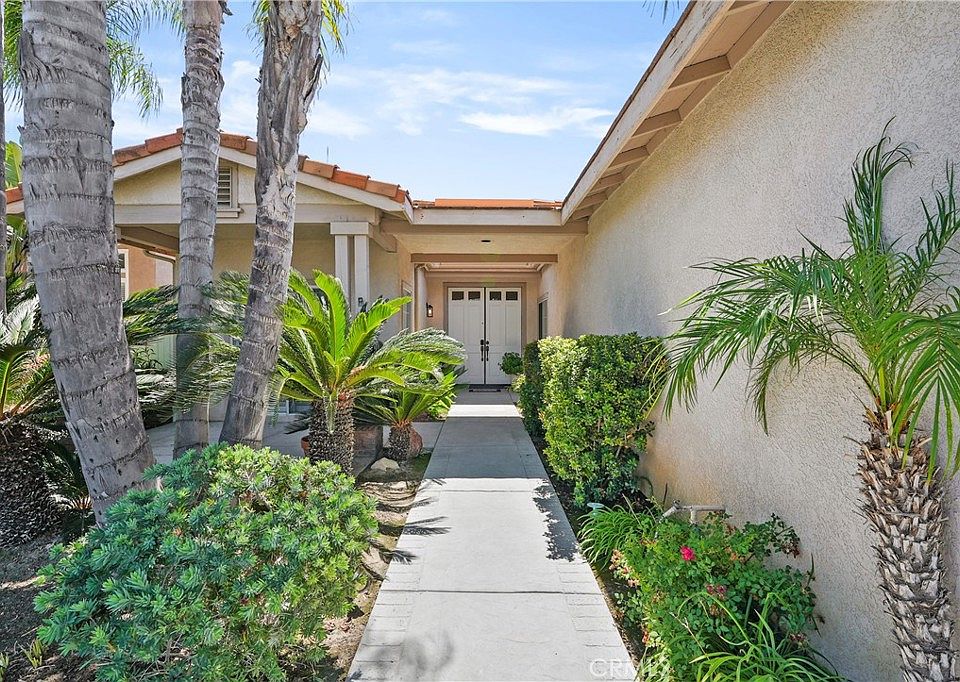 1st image of 41942 Camino Casana