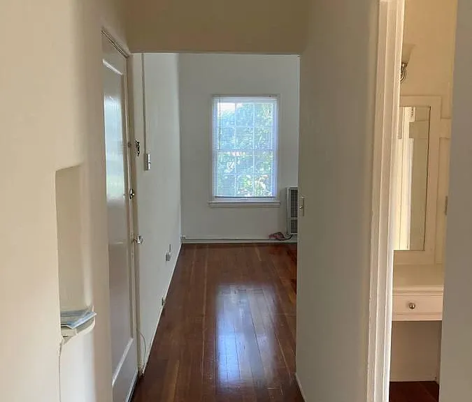 8261 Blackburn Ave #L — Photo 5