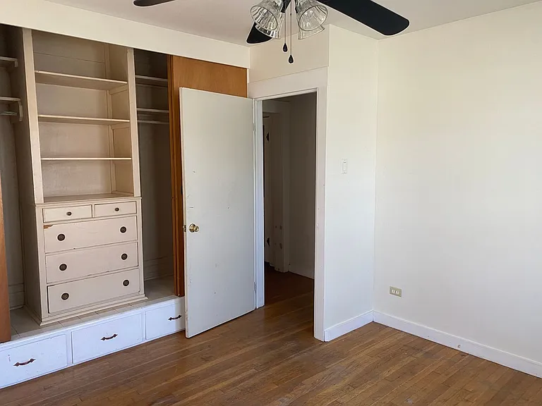933 Beck St — Photo 10