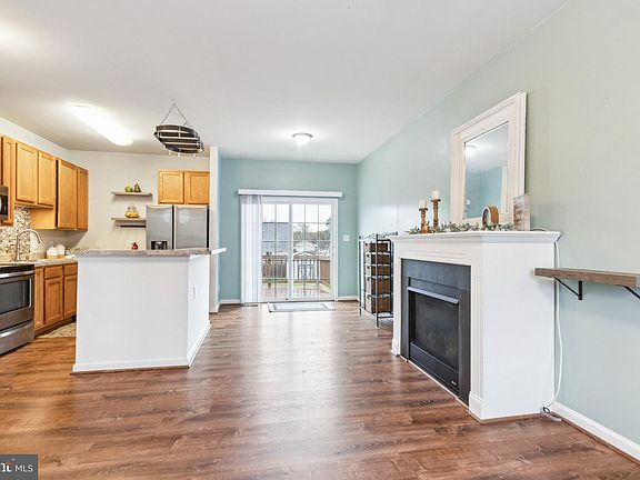 5th image of 7246 Calvin Ln