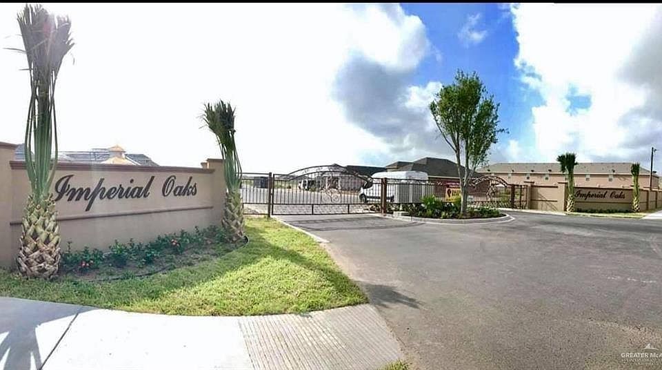1st image of 2602 Imperial Oaks Dr