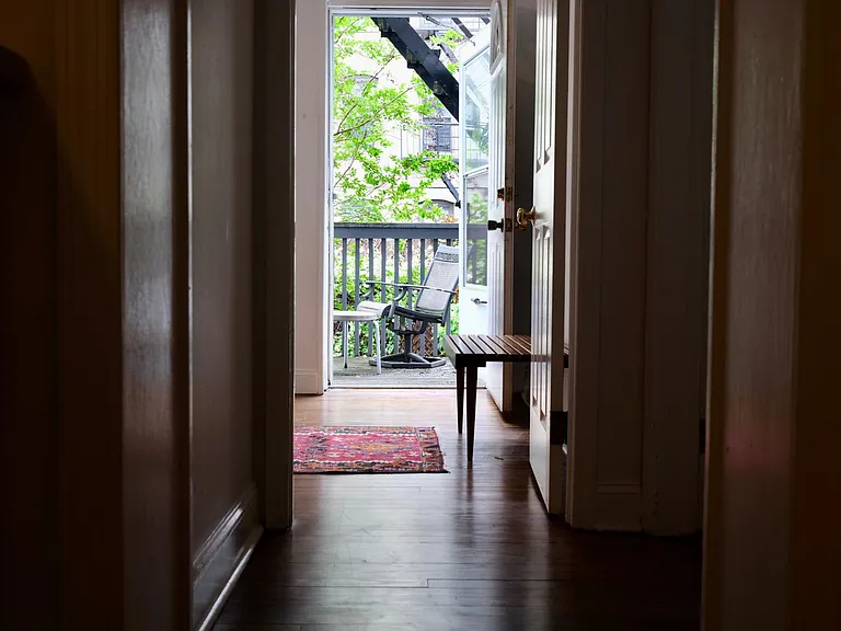 934 Willow Ave #2 — Photo 4