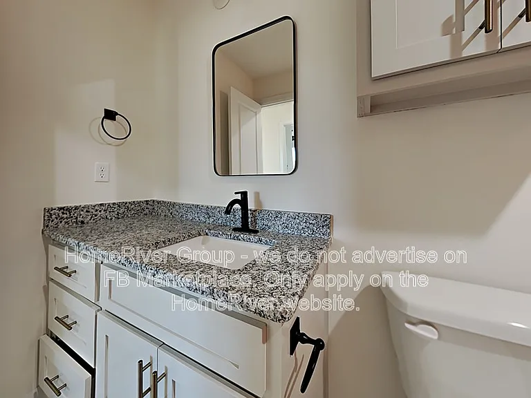 108 N Atlanta St #A — Photo 16