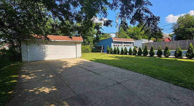 3657 Chelton Rd — Photo 26