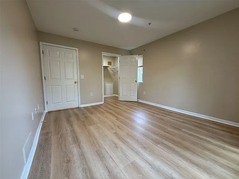 862 Brandon Ave — Photo 13