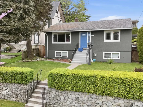 1315 8th Ave, New Westminster, BC V3M 2S2