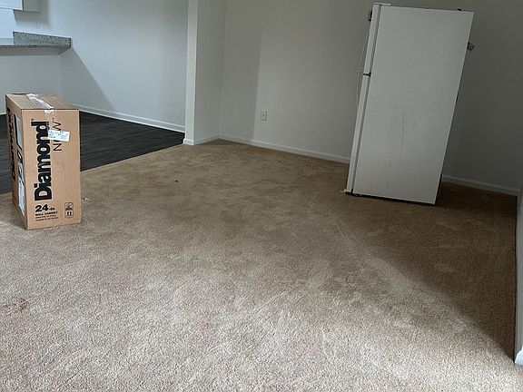 3rd image of 3106 Banneker Dr NE #3106