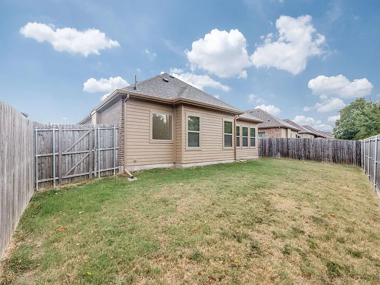 710 Teakwood Dr — Photo 25