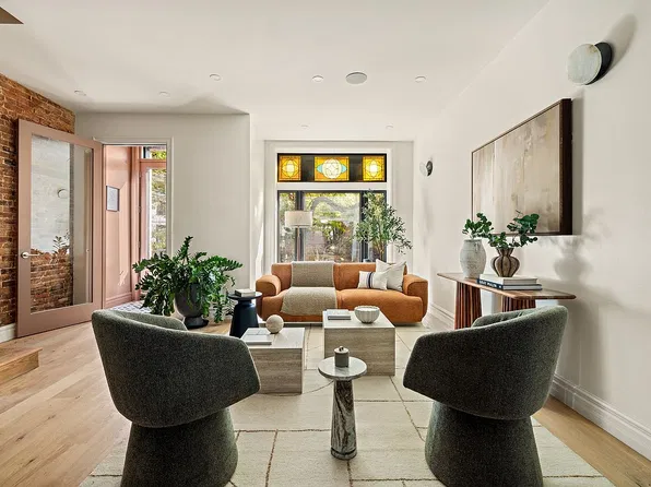 389 Bainbridge St, Brooklyn, NY 11233