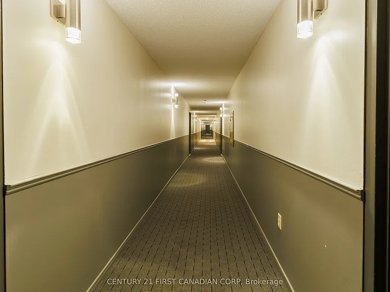 30 Chapman Ct #1001 — Photo 6