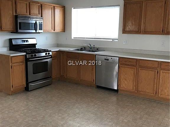 5th image of 5328 Awbury Ave