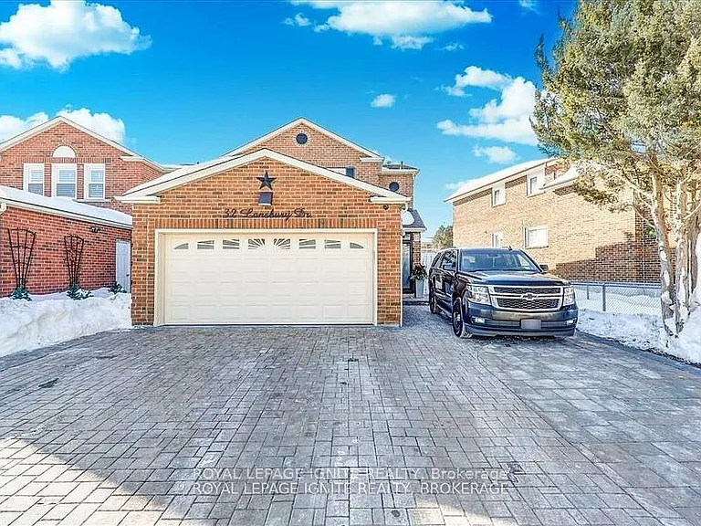 32 Lansbury Dr #BASEMENT — Photo 2