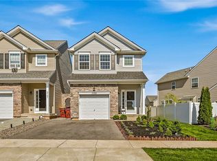 3155 Huntington Ln, Easton, PA 18040