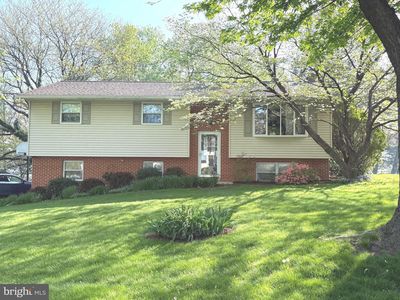419 Hilltop Cir, Elizabethtown, PA, 17022