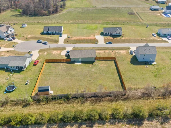 187 Mill Stream Dr, Selma, NC 27576