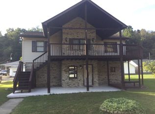 7 Willow Ln, Glen Dale, WV