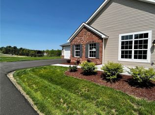 1001 Forest Oaks Dr, Butler, PA