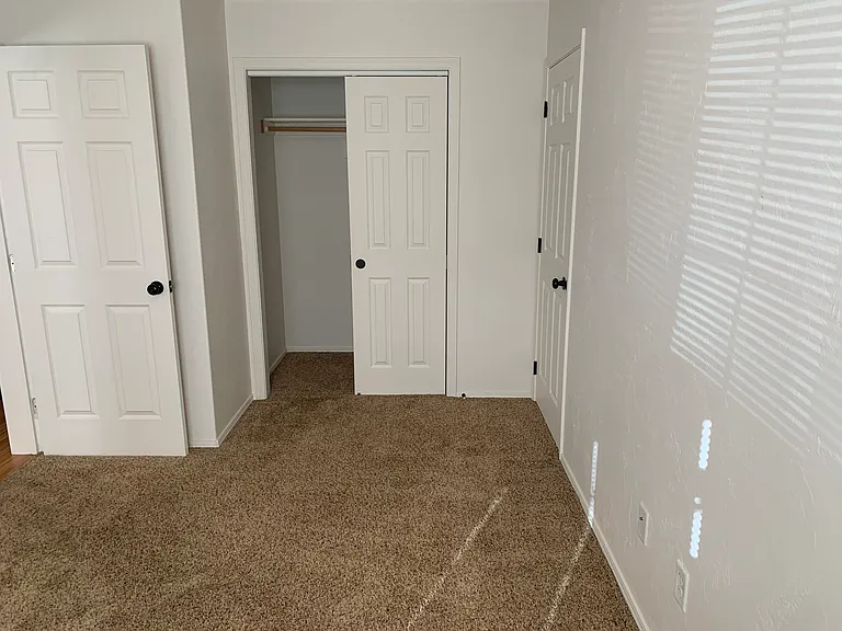 215 Spruce Rd — Photo 6