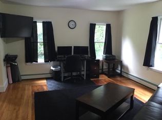 108 Summer St APT 4, Gardner, MA 01440