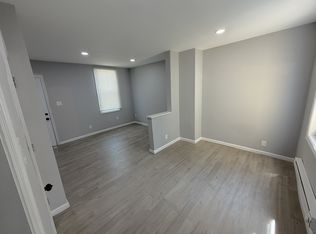 10 Cedar Aly, Phillipsburg, NJ 08865