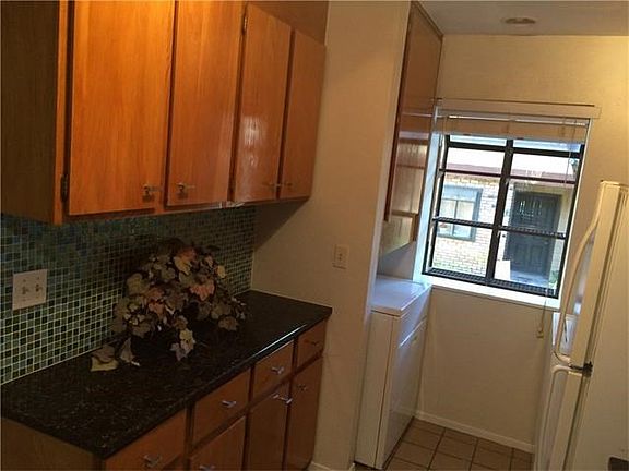 4th image of 7122 Wood Hollow Dr APT 20