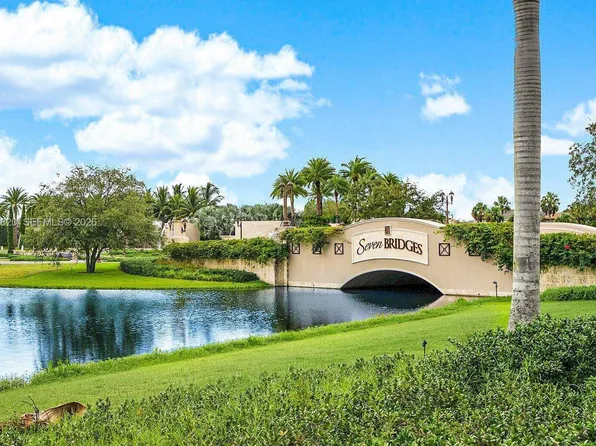 9747 Vitrail Ln, Delray Beach, FL 33446