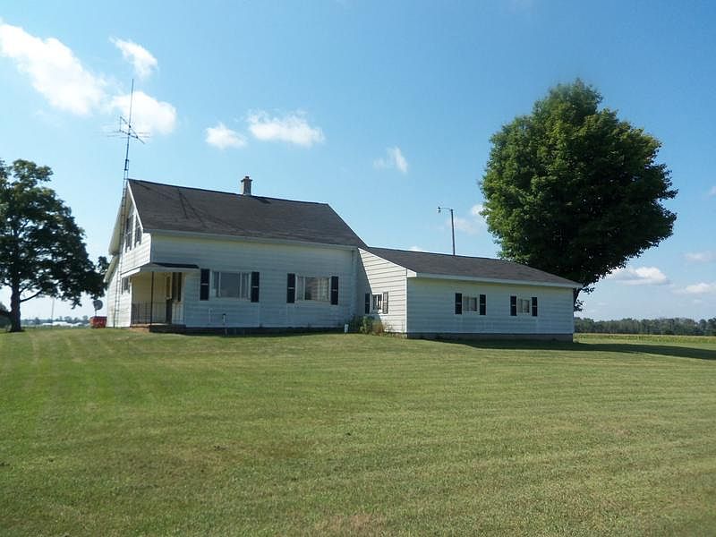 2nd image of 2875 Lamton Rd