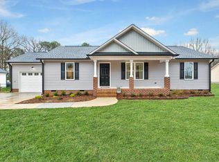 732 Bear Rd, Benson, NC 27504