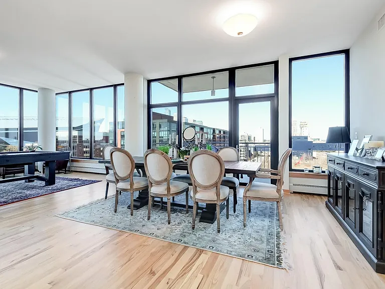 1120 S 2nd St #814 — Photo 1