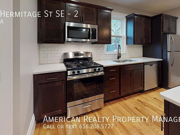 3rd image of 1046 Hermitage St SE #2