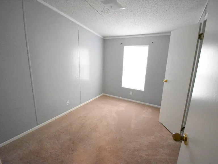 2 Lake View Ln — Photo 20
