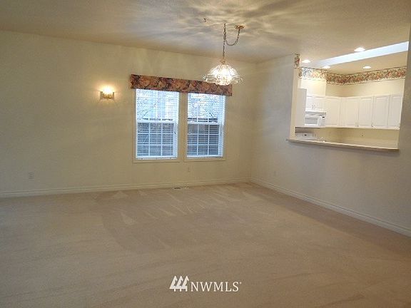 5th image of 5537 Devonshire Street E
