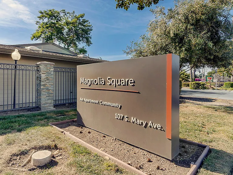 Magnolia Square — Photo 43