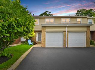 1475 William St, Merrick, NY 11566