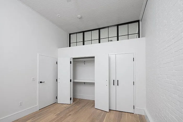 510 Julia St — Photo 18