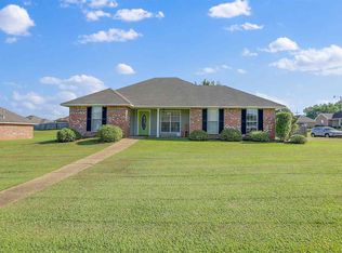 400 Fairway Ave, Byram, MS 39272
