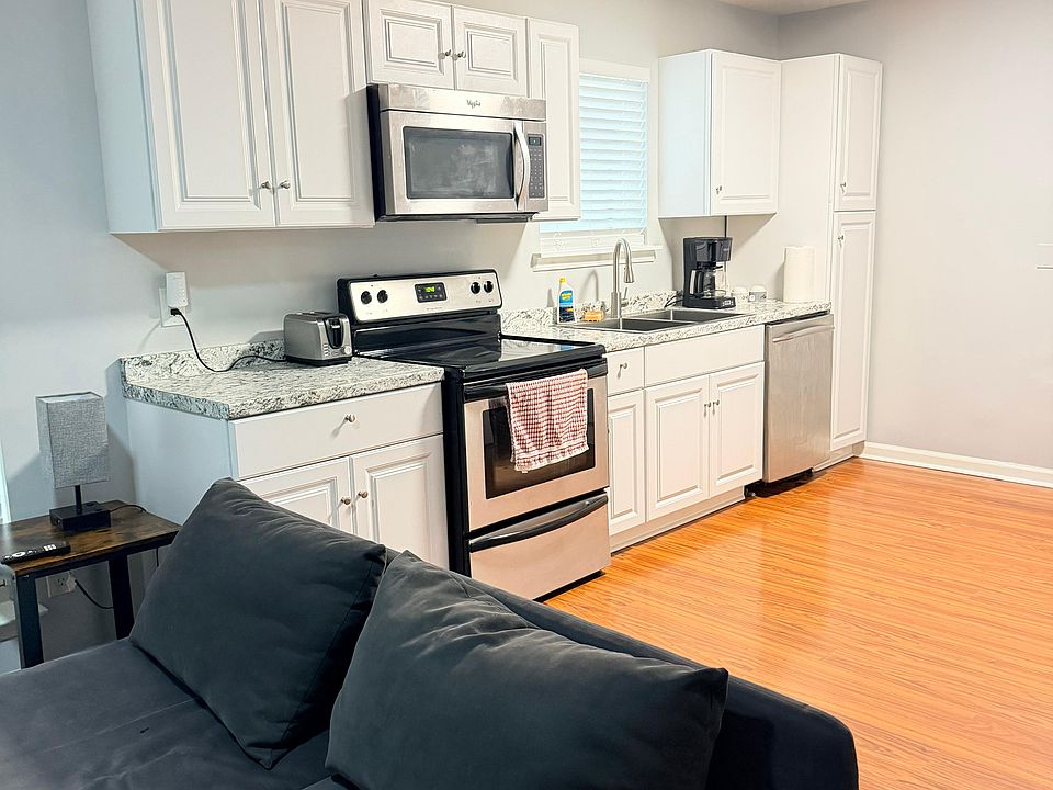 1st image of 119 Richmond Way #A