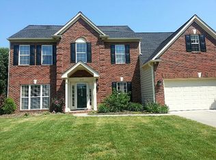 352 Matthews Estates Rd, Matthews, NC 28105