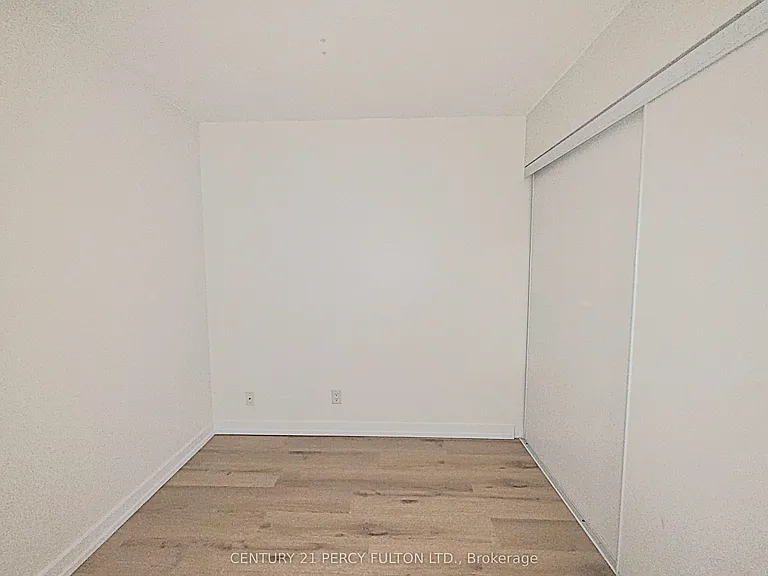 36 Lee Centre Dr #2108 — Photo 22