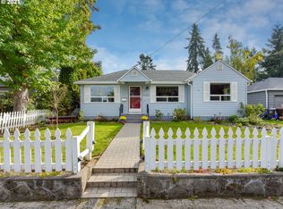 145 Ipswich St, Gladstone, OR 97027