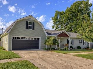 523 Chestnut Ave, Osawatomie, KS 66064