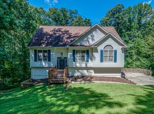 8415 Emerald Pointe Ln, Gainesville, GA